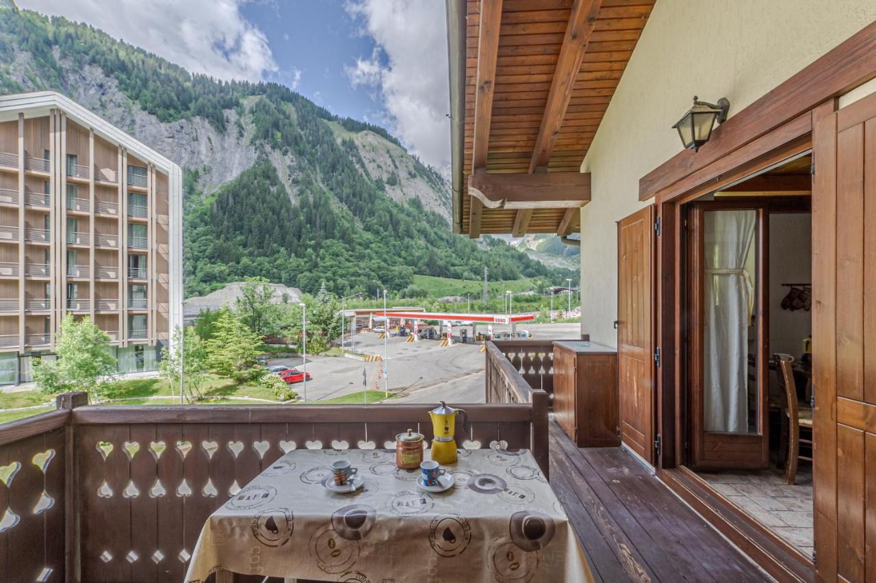 Апартаменты Casa Beatrice - Wifi, Parcheggio E Vista Montagna - Cour 0231 Курмайор Экстерьер фото